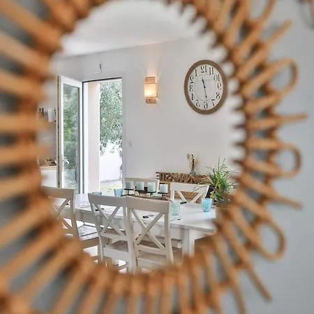 Charmante Maison Proche Mer, Quartier Paisible * オロンヌ・シュル・メール