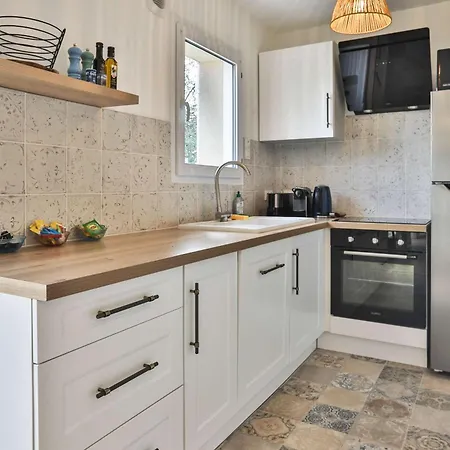 Charmante Maison Proche Mer, Quartier Paisible