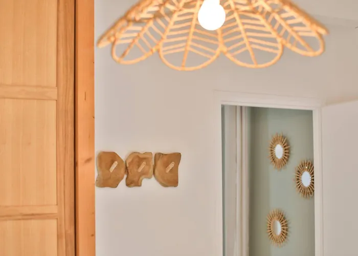 Charmante Maison Proche Mer, Quartier Paisible *