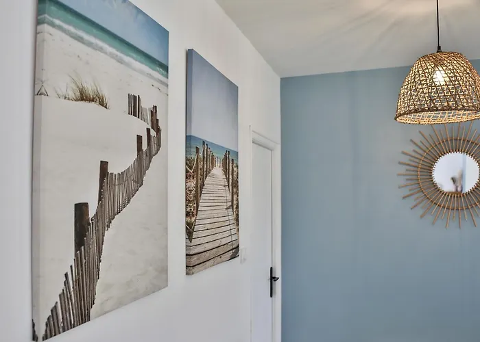 Charmante Maison Proche Mer, Quartier Paisible Σπίτι διακοπών *