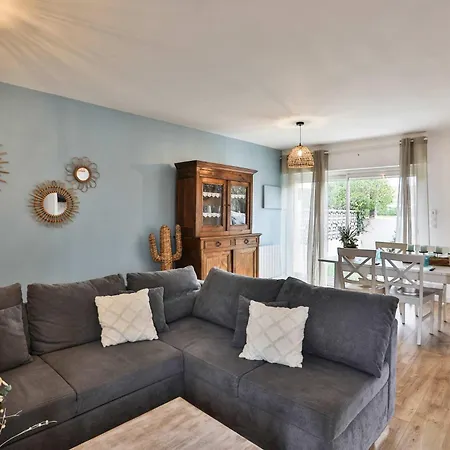 Feriehus Charmante Maison Proche Mer, Quartier Paisible *